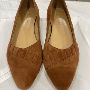 Talbot’s camel suede flats with ruffles 8W